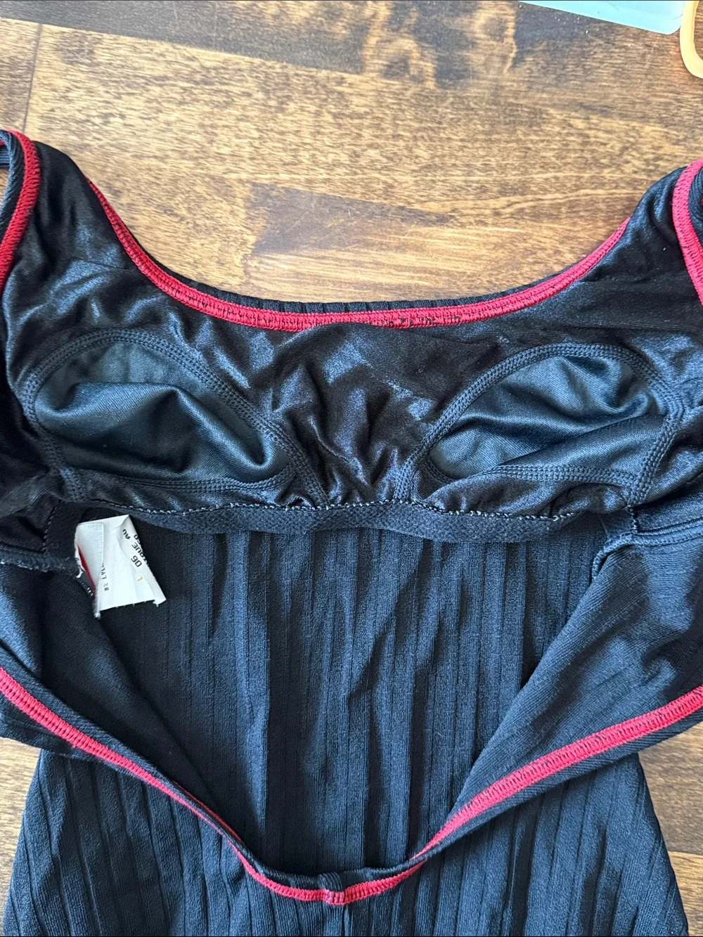 NIKE Vintage 90s Ribbed Tank Suit One Pc Swimsuit Black/Red Classic BAYWATCH Sz6